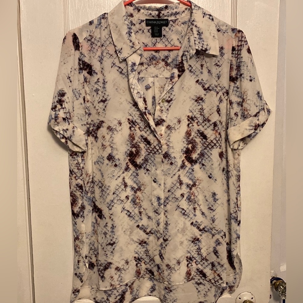 Snake-print Button down - Picture 4 of 6